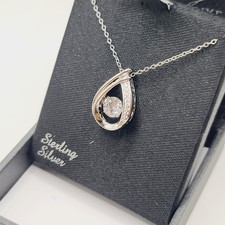 Colar pingente flutuante de prata esterlina Diamondluxe zircônia cúbica $225 comprar usado  Enviando para Brazil