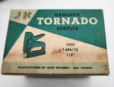 Grampos vintage JK Tornado aprox. Lote de 3 caixas não usadas contagem de 15.000 694/12 comprar usado  Enviando para Brazil