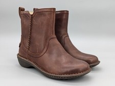 Ugg neevah ladies for sale  Newton