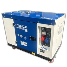 Generatore corrente 8kw usato  Monopoli