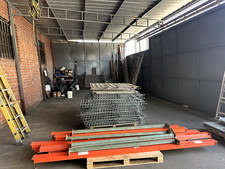 122 upright pallet for sale  Los Angeles