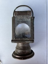 Ancienne lampe lanterne d'occasion  Gommegnies
