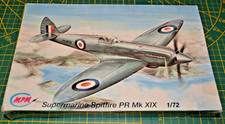 Maquette spitfire xix d'occasion  Elne