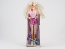 Barbie 1976 gymnastique d'occasion Barbie 1976 gymnastique d'occasion  Saint-Pourçain-sur-Sioule