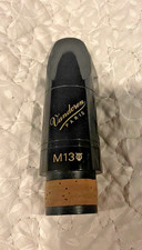 Bocal de clarinete Vandoren M13 Lyre Series 13 perfil 88 Bb CM4158, usado comprar usado Bocal de clarinete Vandoren M13 Lyre Series 13 perfil 88 Bb CM4158, usado comprar usado  Enviando para Brazil