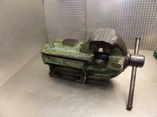 Alter massiver schraubstock gebraucht kaufen  Sangerhausen