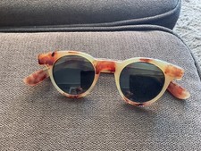 Ravissantes lunettes soleil d'occasion  France