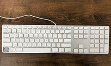 Teclado con cable Apple A1243 con teclado numérico y puertos USB-A para Mac - PARA REPUESTOS segunda mano  Embacar hacia Mexico
