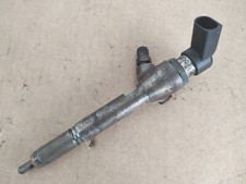 Injecteur 8200842205 renault d'occasion  Bons-en-Chablais