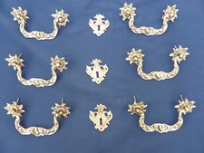 Poignées pendantes rosaces d'occasion Poignées pendantes rosaces d'occasion  Mollégès