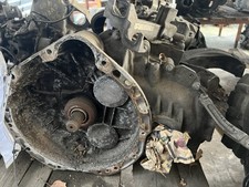 Cambio manuale marce usato  Tufillo