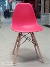 Lots chaises rouges d'occasion  Torcy