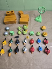 Lote de 25 personagens de brinquedos Angry Birds + estilingue e peça de construção comprar usado Lote de 25 personagens de brinquedos Angry Birds + estilingue e peça de construção comprar usado  Enviando para Brazil