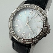 Relógio de quartzo feminino Guess 100m prata esfregão couro strass analógico nova bateria comprar usado Relógio de quartzo feminino Guess 100m prata esfregão couro strass analógico nova bateria comprar usado  Enviando para Brazil