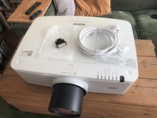 Beamer sanyo plc gebraucht kaufen  Nürnberg