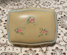 Recipiente de sabonete infantil vintage celulóide bebê com tampa/caixa de bugigangas flores rosa comprar usado Recipiente de sabonete infantil vintage celulóide bebê com tampa/caixa de bugigangas flores rosa comprar usado  Enviando para Brazil