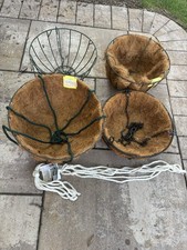 Set metal hanging for sale  Centreville