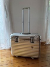 Rimowa lufthansa pilot d'occasion  Expédié en Belgium