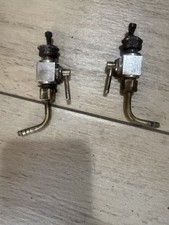 Coppia rubinetti benzina usato  Viterbo