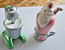 Usado, BOM VINTAGE DÉCADA DE 1960 MCM SAL E PIMENTA SHAKERS MÁQUINA DE MALTE MILK SHAKE CERÂMICA comprar usado  Enviando para Brazil