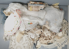 Lot broderies napperons d'occasion  Yffiniac