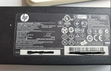 Caricatore 90w 19v usato  Genova