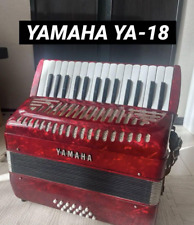 [Excelente] Acordeón Yamaha YA-18 Rojo 30 Teclado 18 Bajo con Correa para el Hombro , usado segunda mano  Embacar hacia Argentina