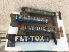 Lot anciens pulvérisateurs d'occasion  Arinthod
