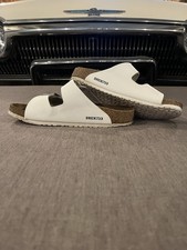 Sandália Birkenstock Arizona Birko-Flor Branca Tamanho 34 UE, 4-4.5 EUA Feminina, Juventude 2 comprar usado Sandália Birkenstock Arizona Birko-Flor Branca Tamanho 34 UE, 4-4.5 EUA Feminina, Juventude 2 comprar usado  Enviando para Brazil