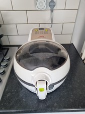 White tefal actifry for sale  CLACTON-ON-SEA