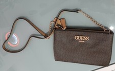 Guess borsa tracolla usato Guess borsa tracolla usato  Caserta