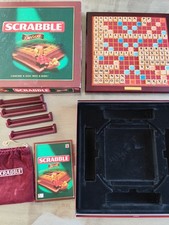 Scrabble deluxe plateau d'occasion  Frénouville