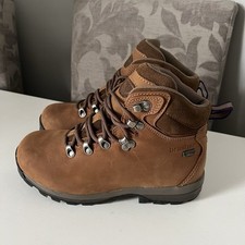Brasher women country for sale  ORMSKIRK