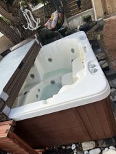 Jacuzzi spa hot d'occasion  Expédié en Belgium