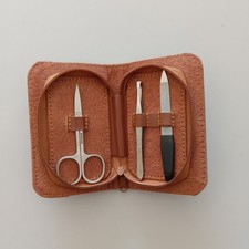 Manicure travel kit d'occasion  Expédié en Belgium