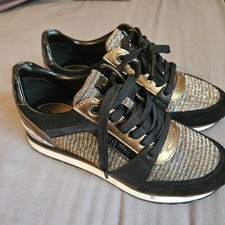 Michael kors women for sale  MANCHESTER
