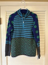 Neve sweater women for sale  East Troy