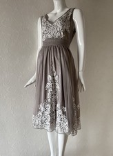Robe beige blanche d'occasion  Thionville