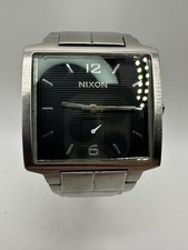 Relógio analógico de quartzo Nixon In The Game District quadrado prata masculino vintage comprar usado  Enviando para Brazil