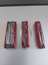 Couteau pliant multifonction d'occasion  Warmeriville