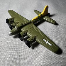 Micro Machines Avião Militar B-17 Fortaleza Voadora Cauda Amarela 1996 comprar usado  Enviando para Brazil