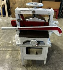 Challenge style size for sale  Archbold