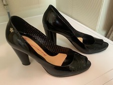 Scarpe vernice nera usato  Borgo Virgilio