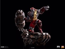 Iron studios statua usato  Spedire a Italy