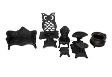 Sofá cadeira miniatura de ferro fundido preto boneca vitoriana móveis assustador Halloween comprar usado  Enviando para Brazil