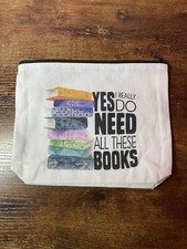 Bolsa de maquiagem Yes I Really Do Need All These Books comprar usado  Enviando para Brazil