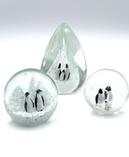 Set paperweights penguins for sale  Franklin