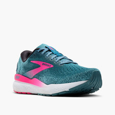 Scarpe running walking usato  San Cassiano
