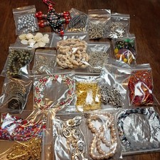 Lot bags jewelry for sale  Salisbury