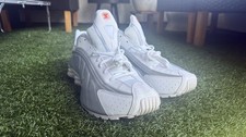 NIke Shox R4 biały/metaliczny srebrny (M13/W14.5) na sprzedaż  Wysyłka do Poland